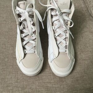 Nike Victory Women's Cream and White High-Top Sneakers